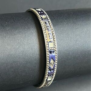 Women’s vintage silver tone/blue patterned bangle bracelet one size‎